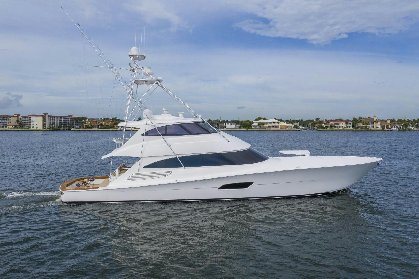 a white yacht on the water aboard BELLA DONA DI Yacht for Sale