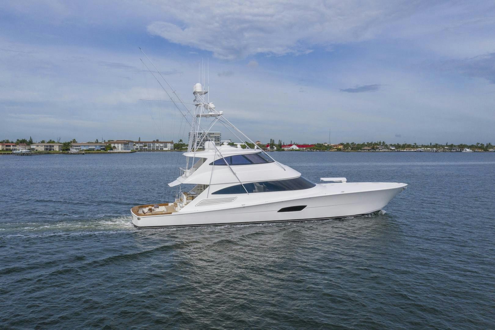 a white yacht in the water aboard BELLA DONA DI Yacht for Sale