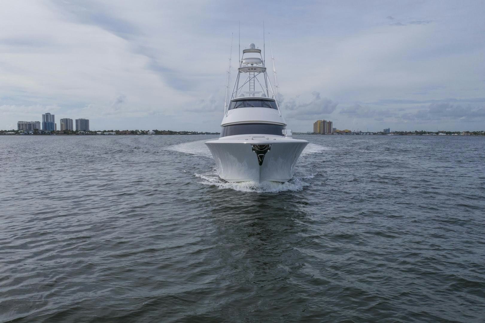 a white boat in the water aboard BELLA DONA DI Yacht for Sale