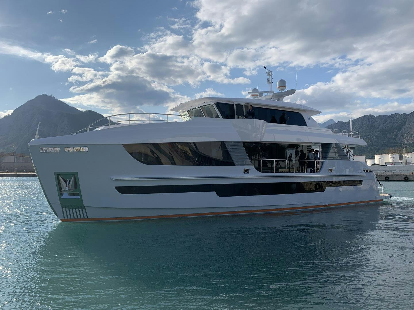 Watch Video for No Name Yacht for Sale