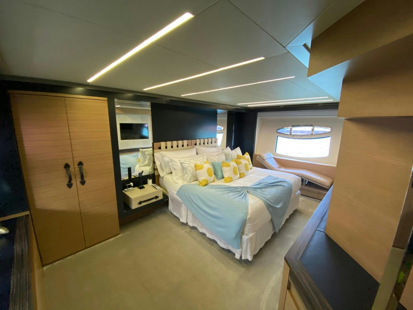 a room with two beds aboard NO NAME Yacht for Sale