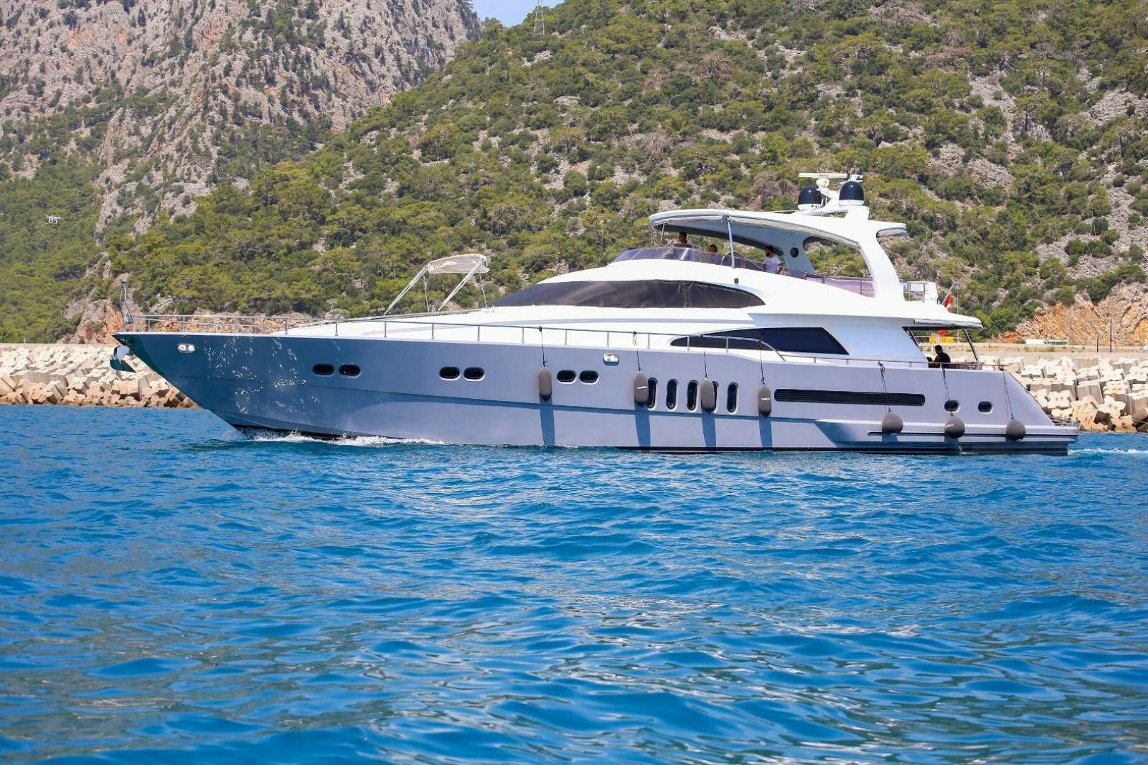 a boat in the water aboard NO NAME Yacht for Sale
