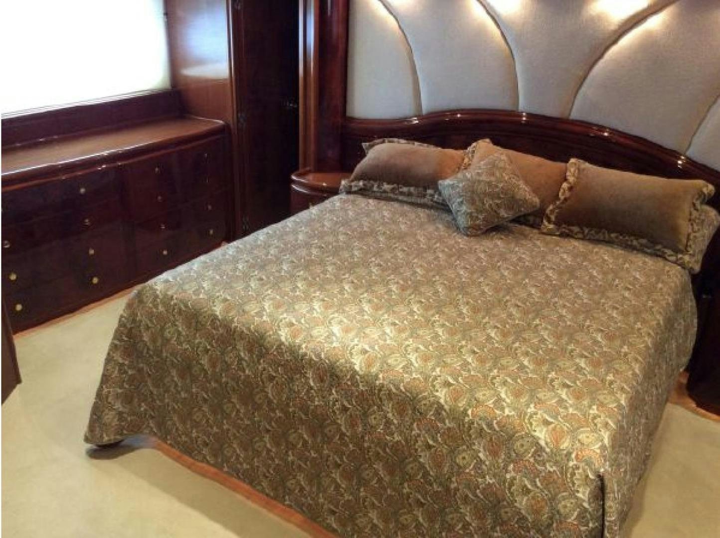 a bed with a pillow aboard NO NAME Yacht for Sale