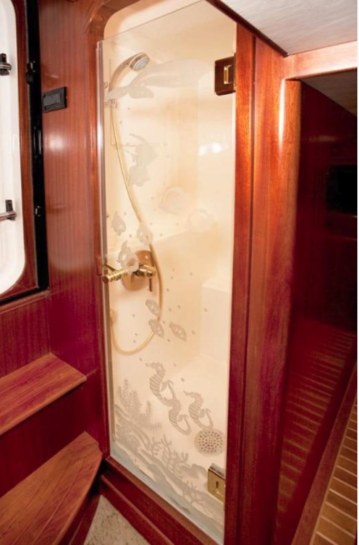 a white wall with a design on it aboard NO NAME Yacht for Sale