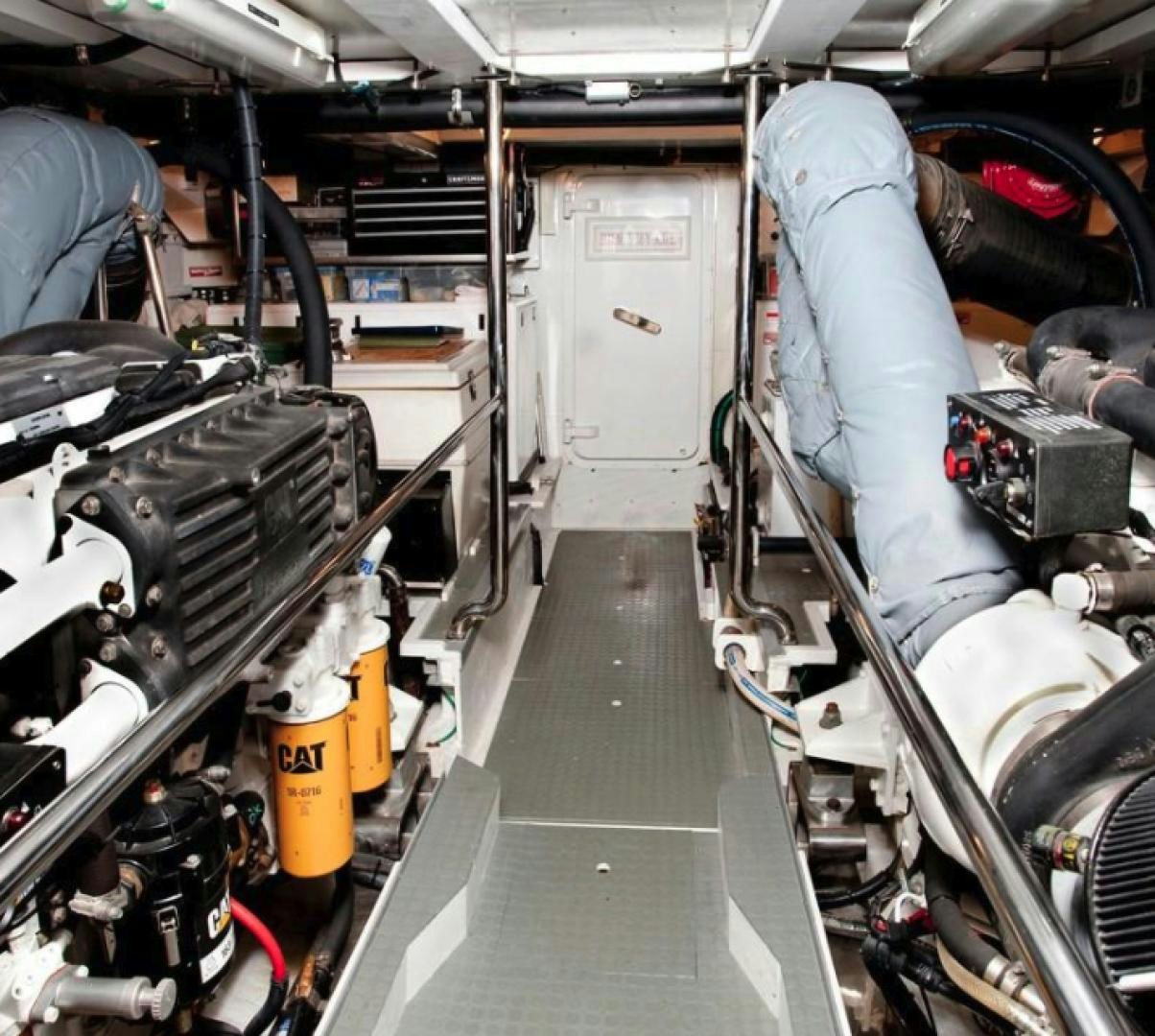 a machine in a factory aboard NO NAME Yacht for Sale