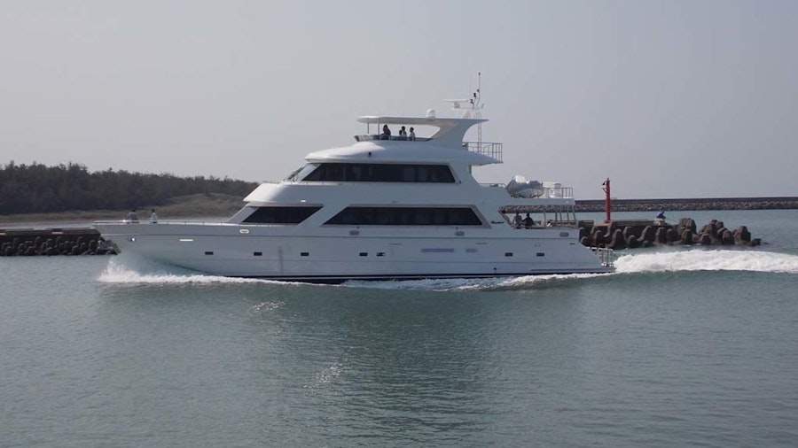 Loretta Yacht Loretta Yacht