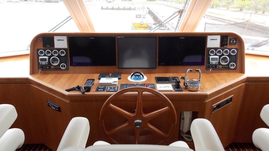 Loretta Yacht Loretta Yacht
