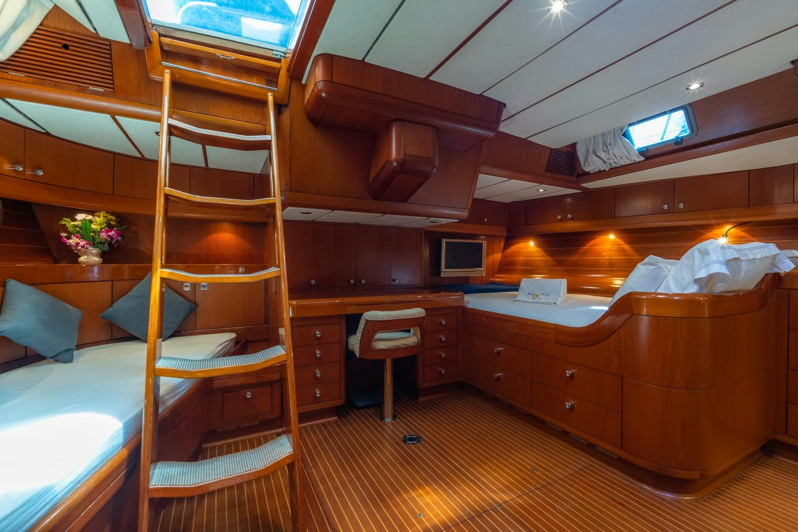 a bunk bed in a room aboard ASPIRATION Yacht for Sale