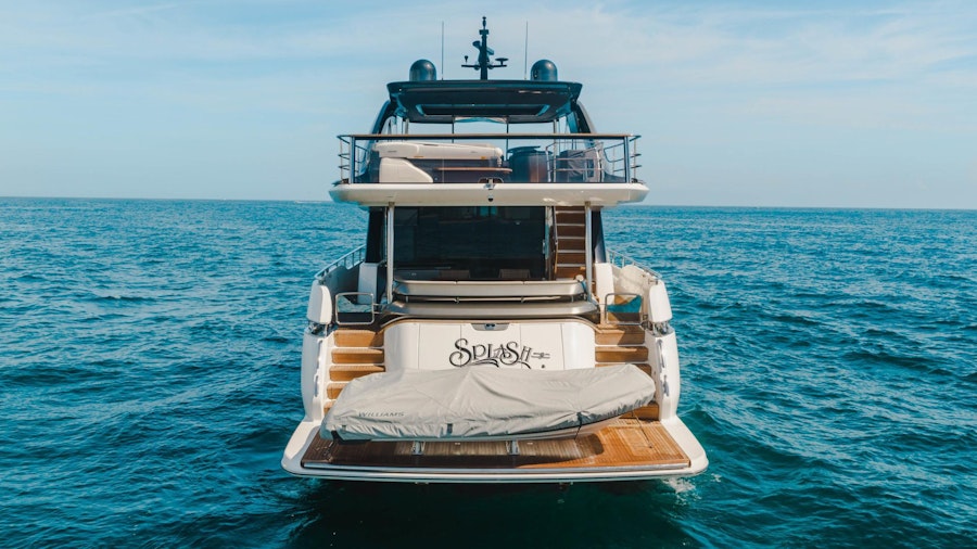 Splash Yacht Splash Yacht