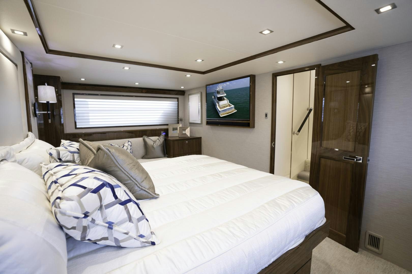 a hotel room with a bed aboard MAKE  HAPPEN Yacht for Sale