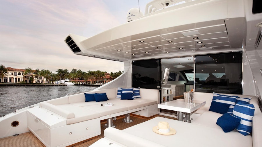 MY TOY Yacht MY TOY Yacht