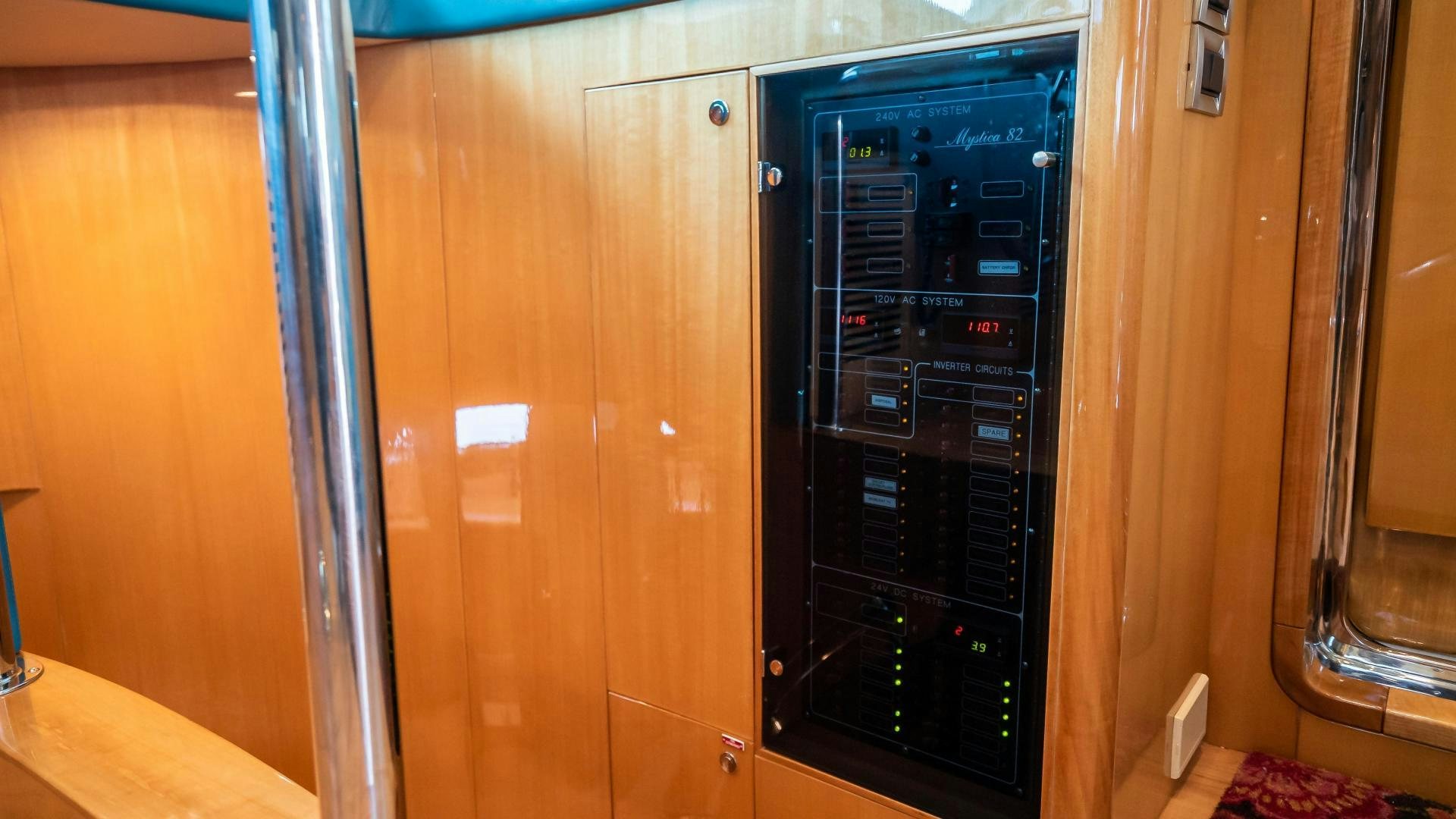 a black and silver oven aboard FULL HOUSE Yacht for Sale