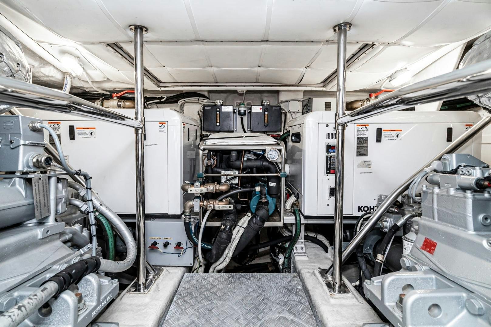 a large white machine with wires aboard NO NAME Yacht for Sale