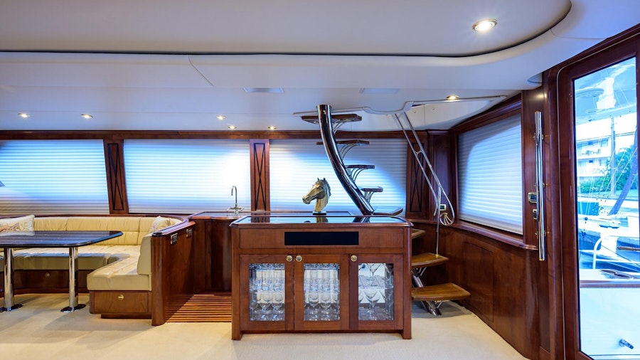 Black Shadow Yacht Black Shadow Yacht