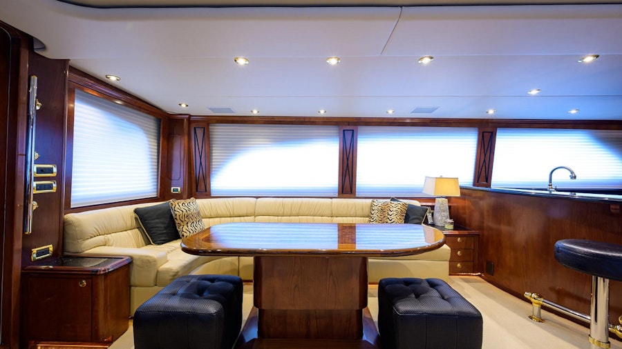 Black Shadow Yacht Black Shadow Yacht
