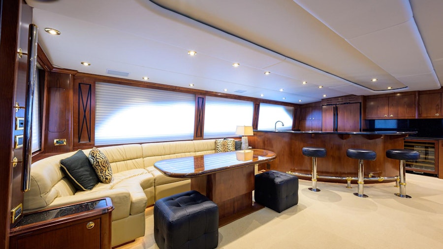 Black Shadow Yacht Black Shadow Yacht