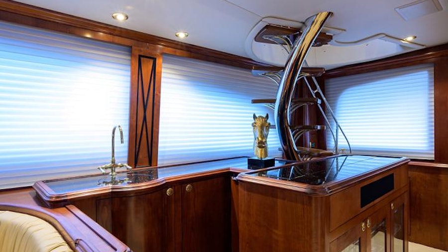 Black Shadow Yacht Black Shadow Yacht