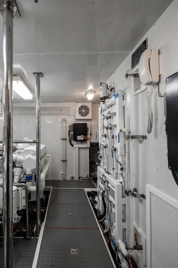 a room with medical equipment aboard CAPTIVA Yacht for Sale