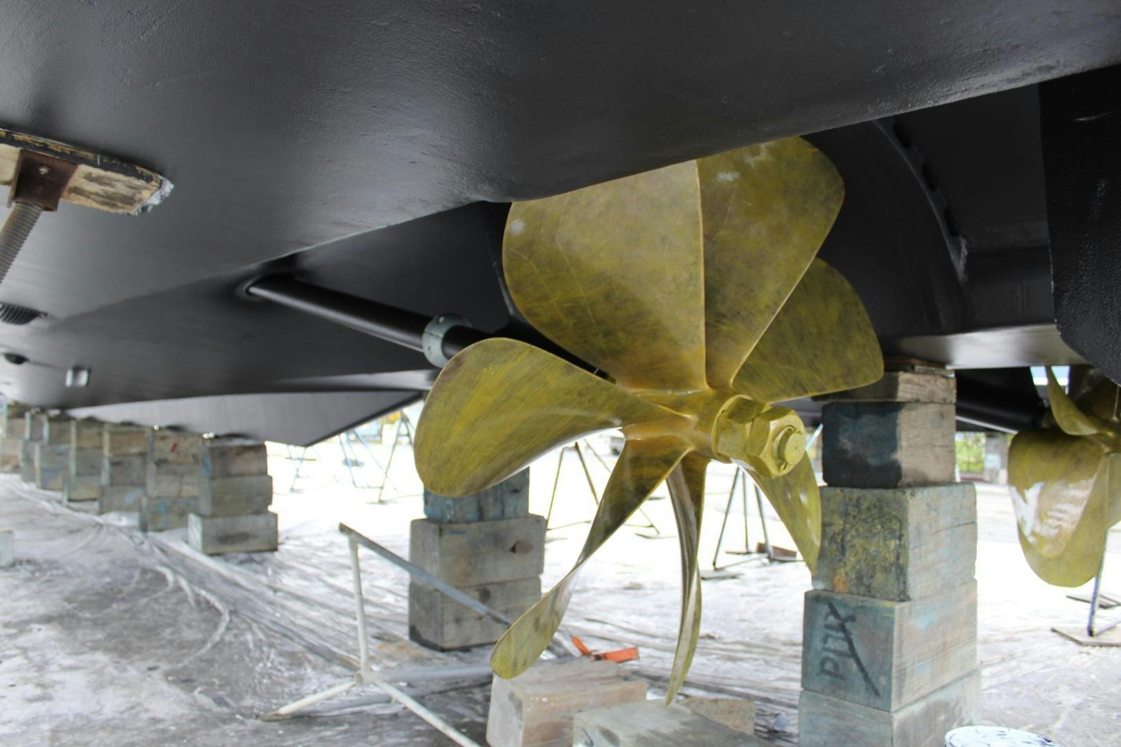 a large machine with a large cylindrical object on top aboard No Name Yacht for Sale