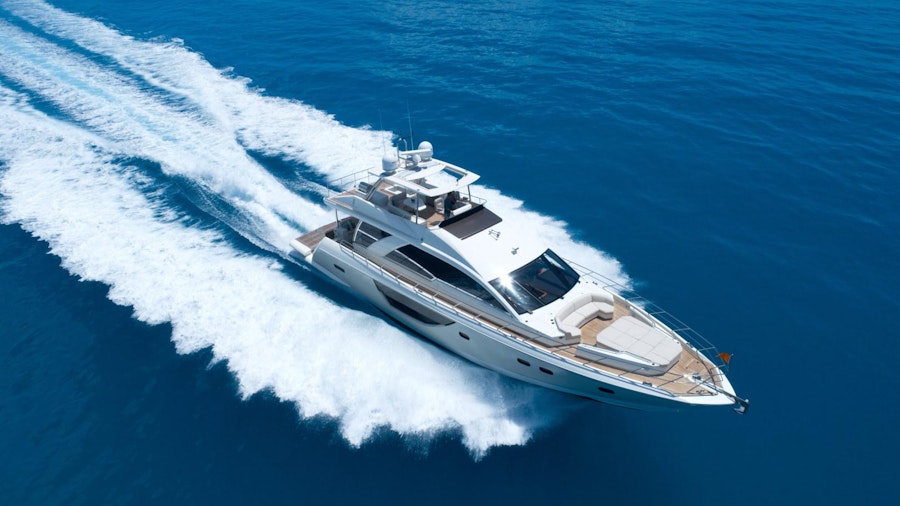 Factory demo with warranties MAKE AN OFFER Yacht Factory demo with warranties MAKE AN OFFER Yacht