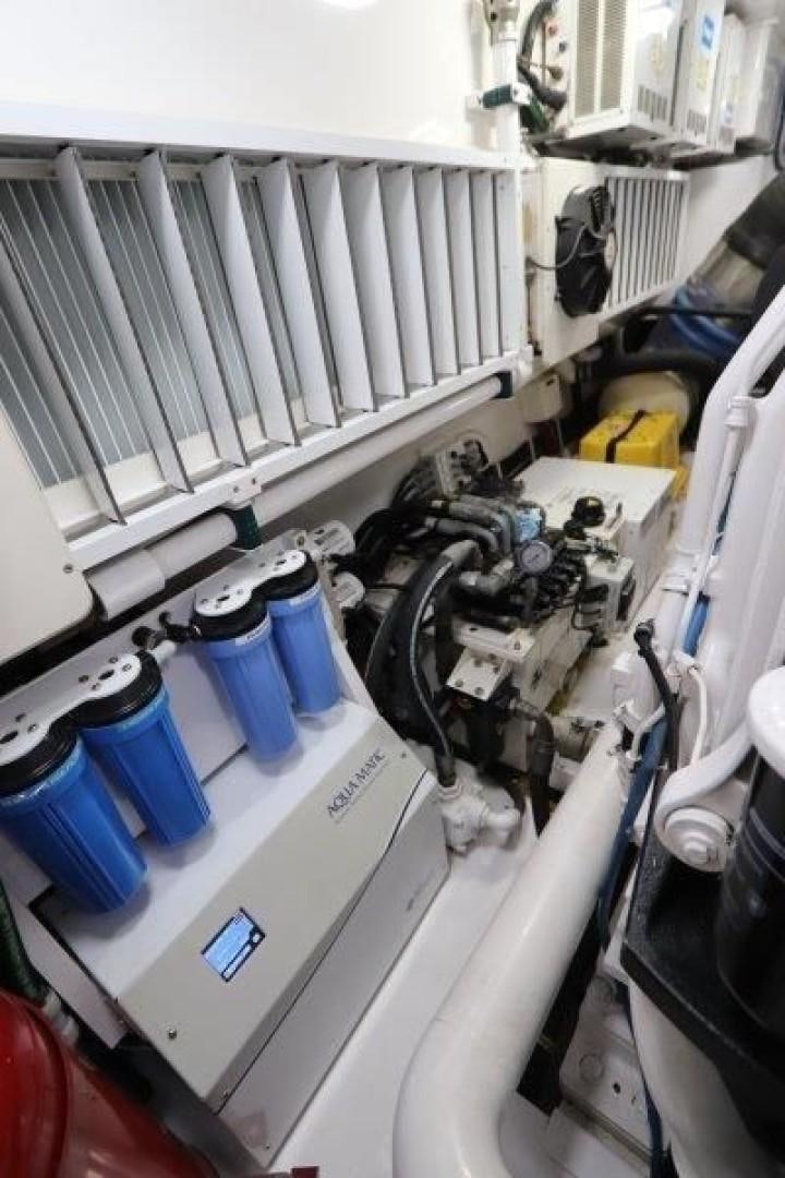 a white machine with a vent aboard No Name Yacht for Sale