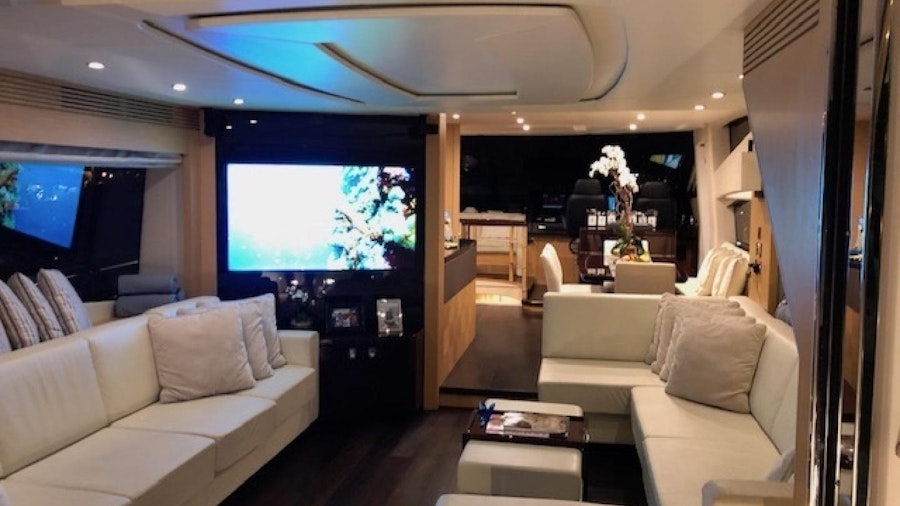 Sun Toy Yacht Sun Toy Yacht