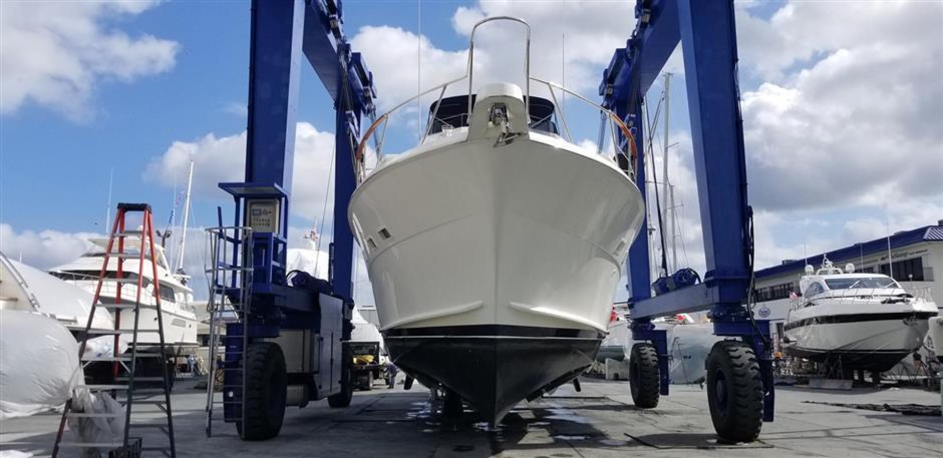 a white machine on a trailer aboard CAROLINA WIND Yacht for Sale