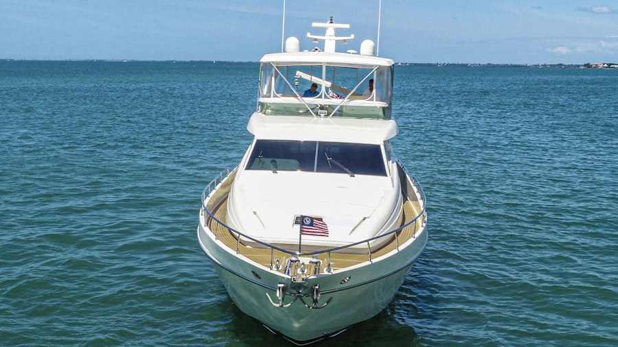 II LUCKY Yacht II LUCKY Yacht