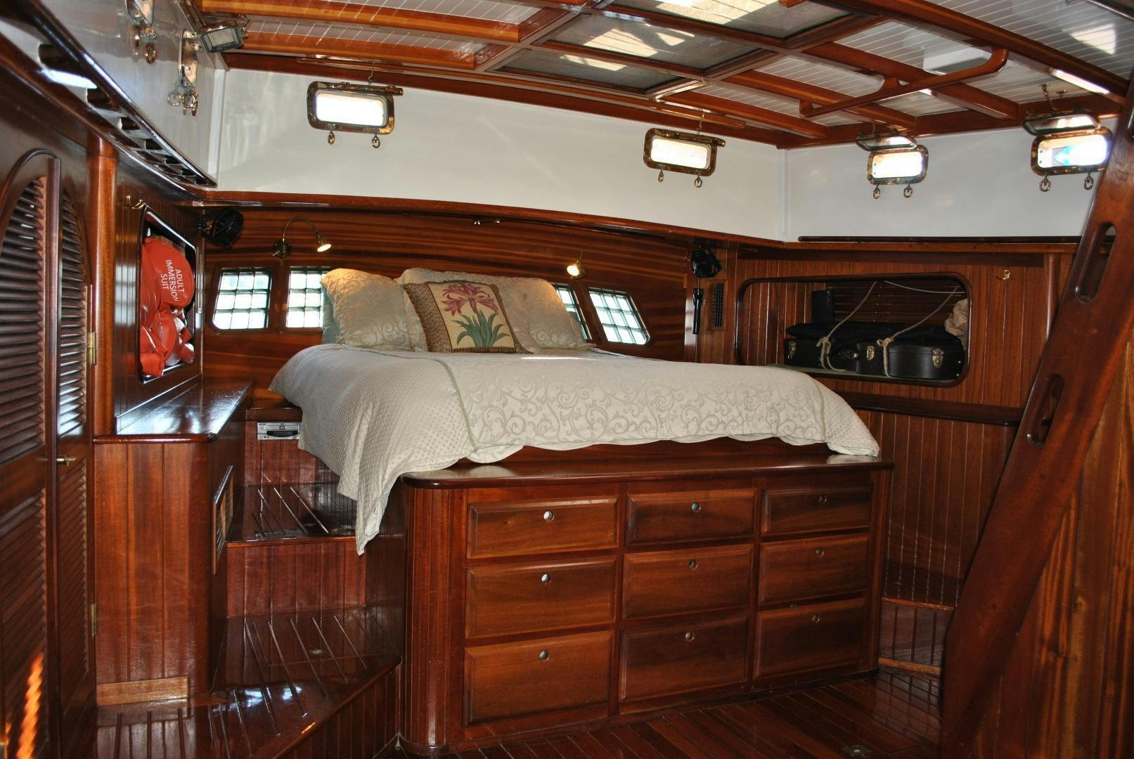 a bed in a cabin aboard TREE OF LIFE Yacht for Sale