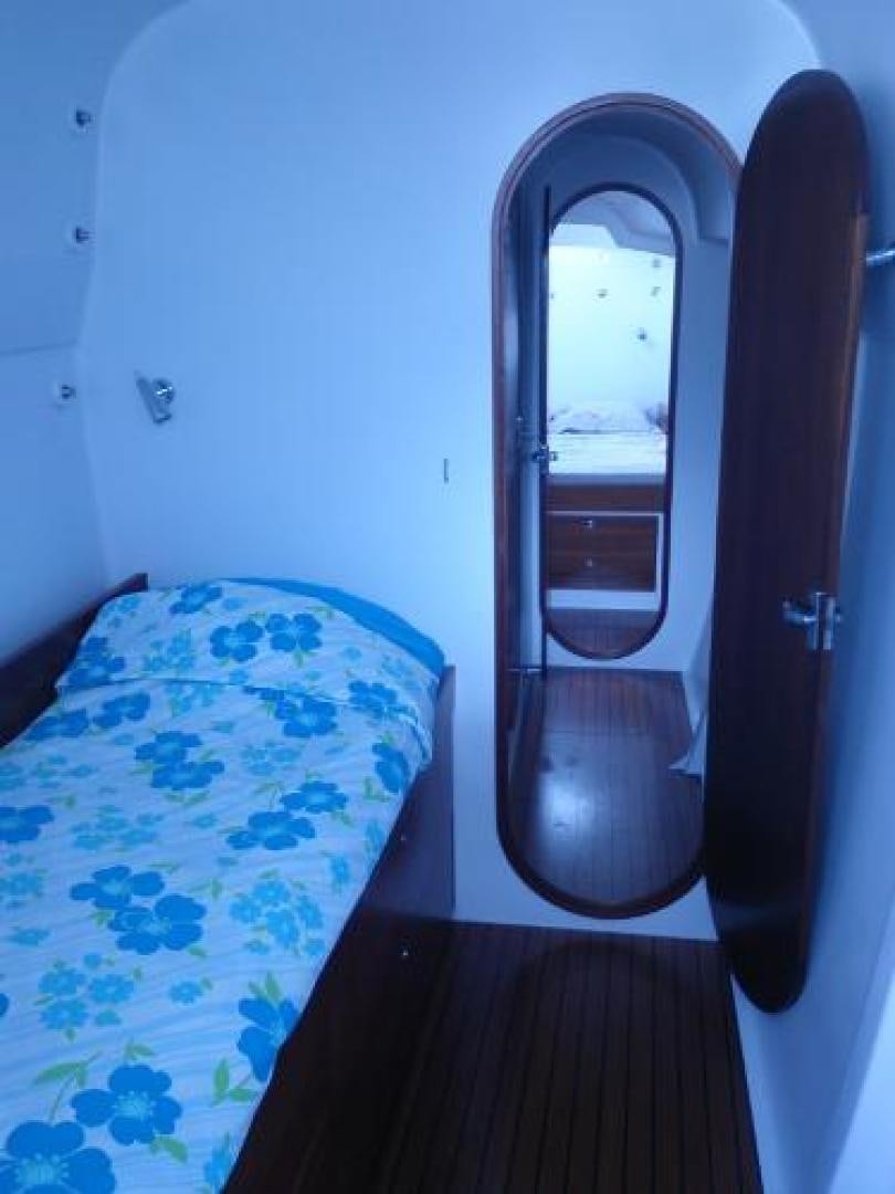 a mirror on a wall aboard No Name Yacht for Sale