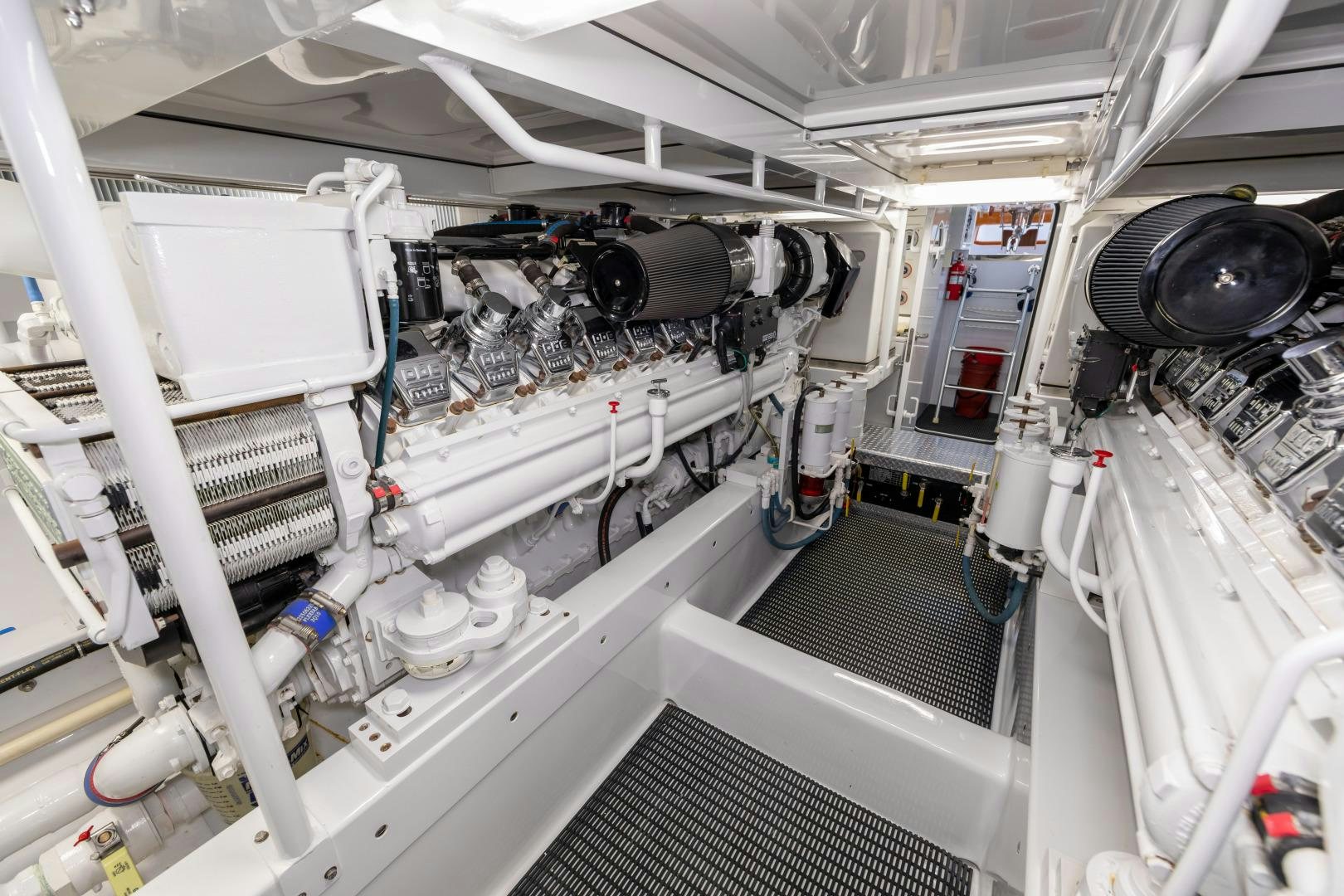 a large white machine with many tubes aboard WATASHEE Yacht for Sale