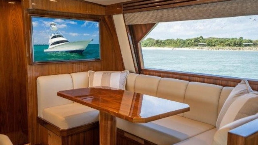 FREE SPOOL Yacht FREE SPOOL Yacht