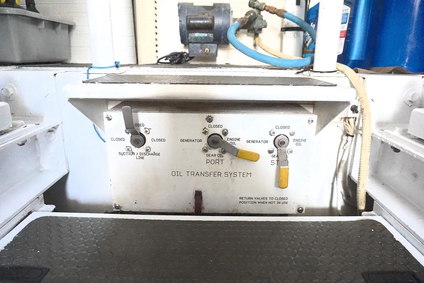 a white machine with a yellow pen aboard CROWN ROYAL Yacht for Sale
