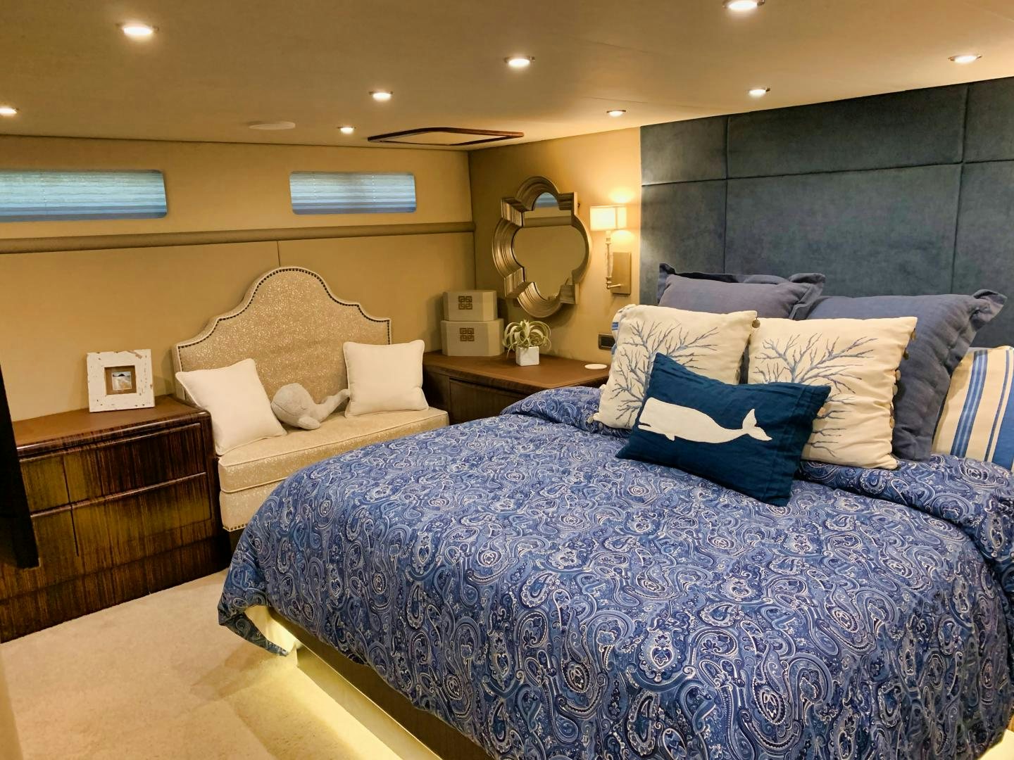 a hotel room with two beds aboard SIMPLICITY Yacht for Sale