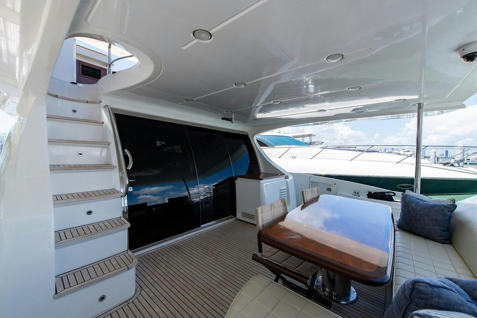 inside of a boat aboard SOMEWHERE I BELONG Yacht for Sale