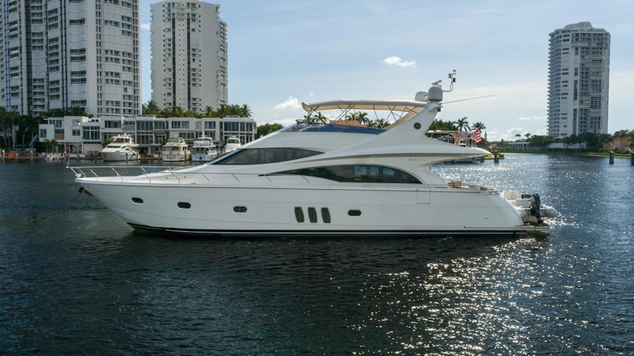 MINX Yacht MINX Yacht
