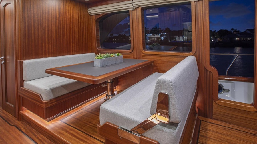 67 Cruiser Yacht 67 Cruiser Yacht