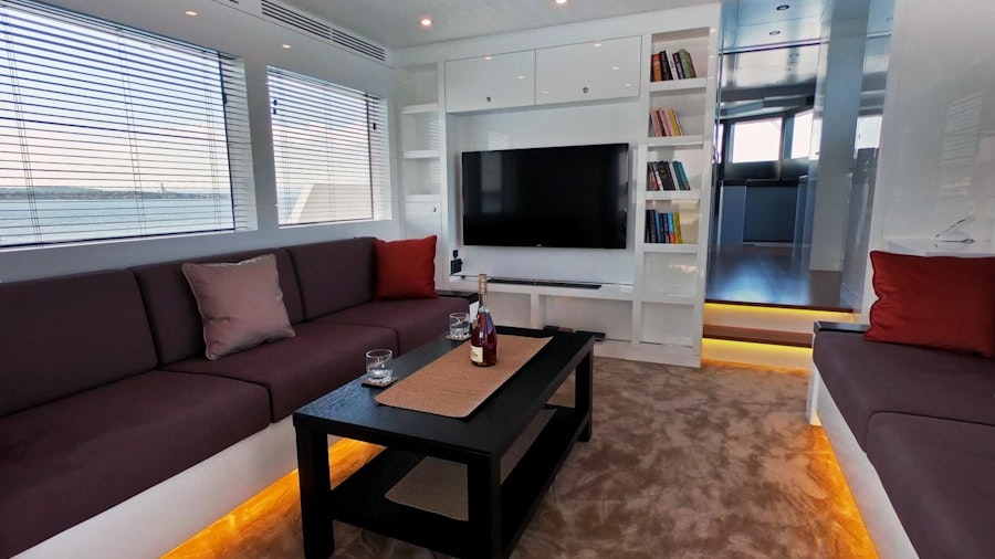 MUZO'S 20 Yacht MUZO'S 20 Yacht