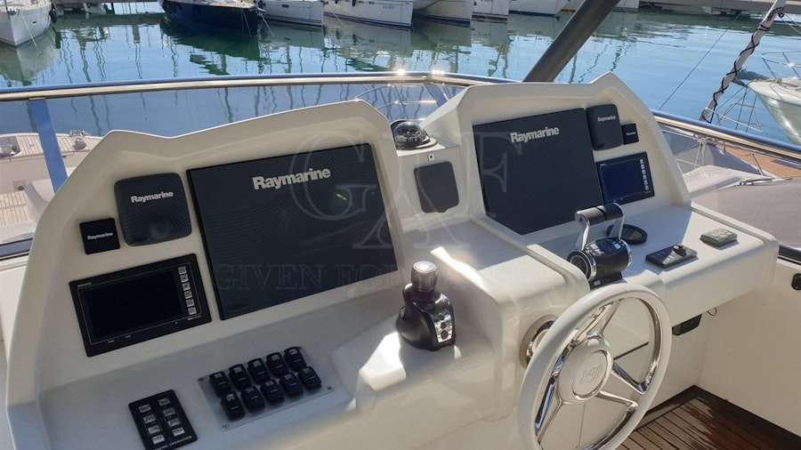 EXCALIBUR Yacht EXCALIBUR Yacht