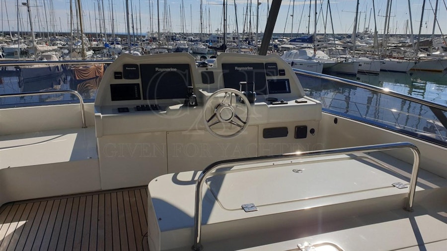 EXCALIBUR Yacht EXCALIBUR Yacht