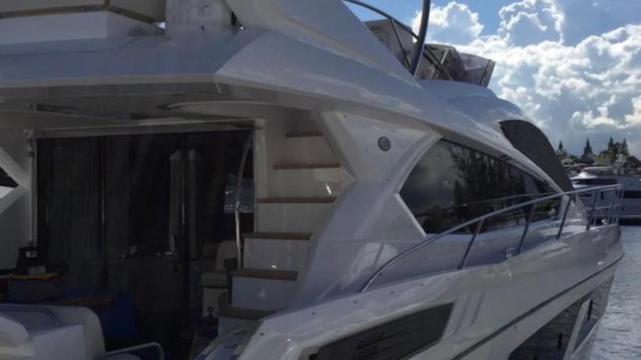 No Name Yacht No Name Yacht