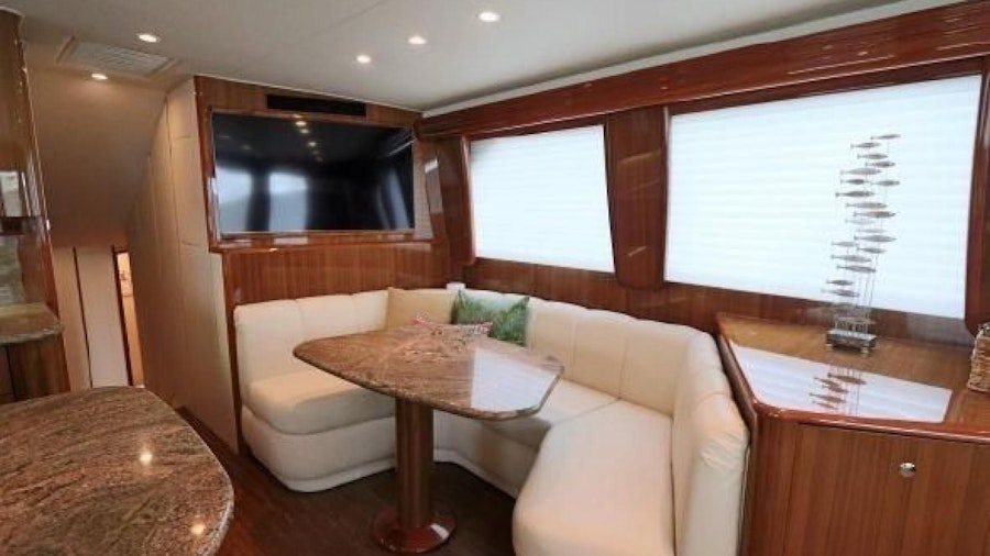 LIQUID ASSET Yacht LIQUID ASSET Yacht