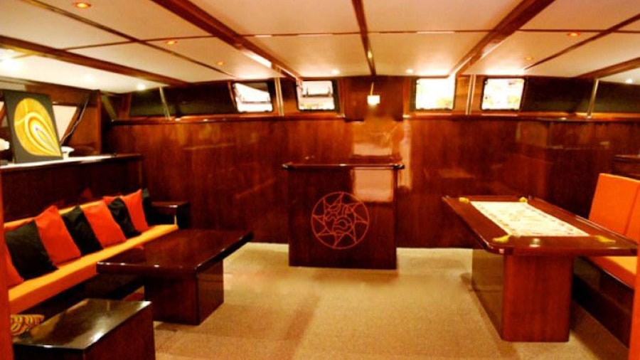 MAXICAT Yacht MAXICAT Yacht