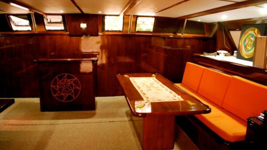 MAXICAT Yacht MAXICAT Yacht