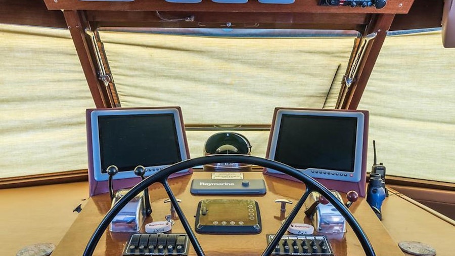 Angelus Yacht Angelus Yacht