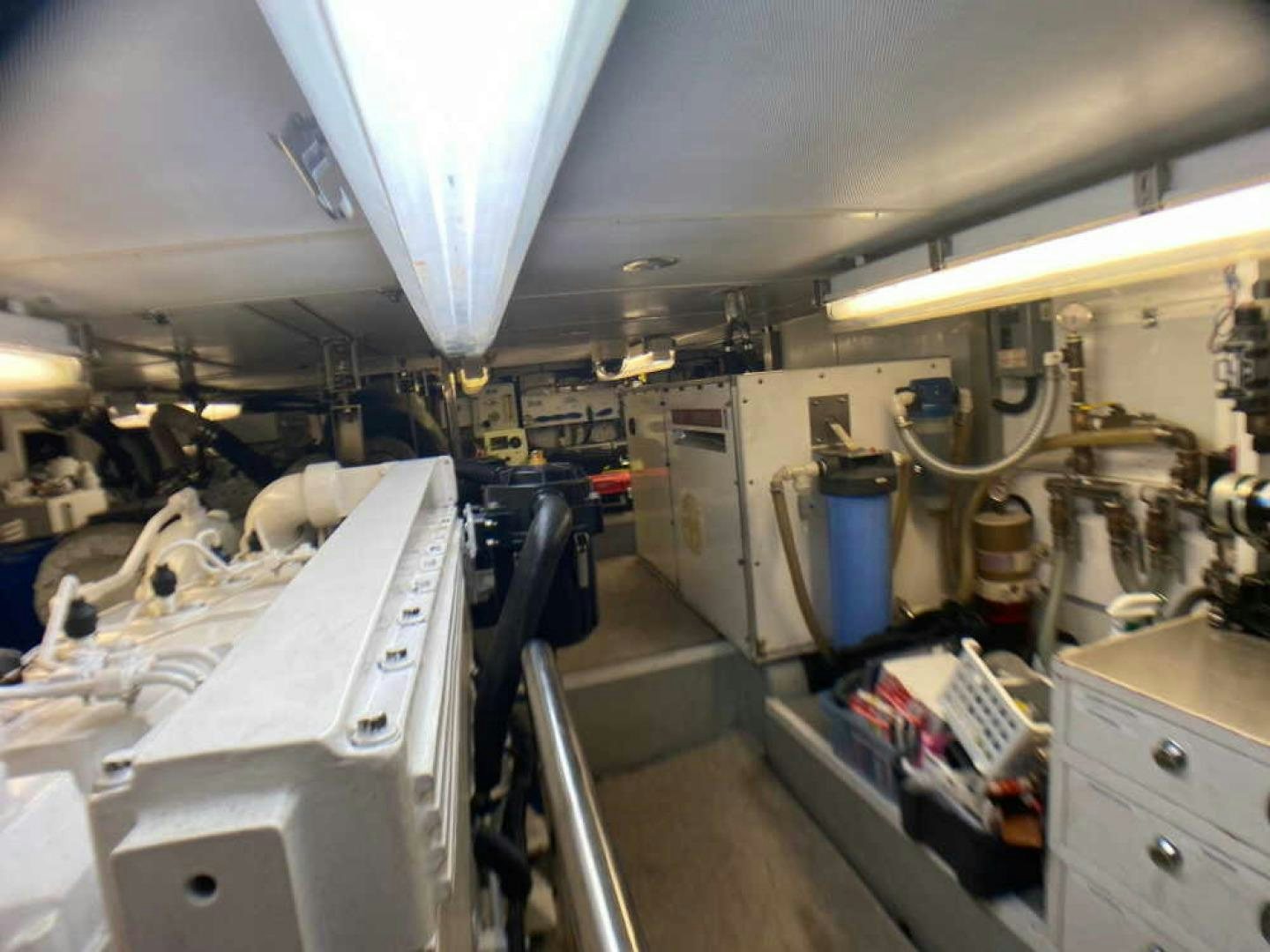 a room with a large white machine aboard RHINO 1 Yacht for Sale