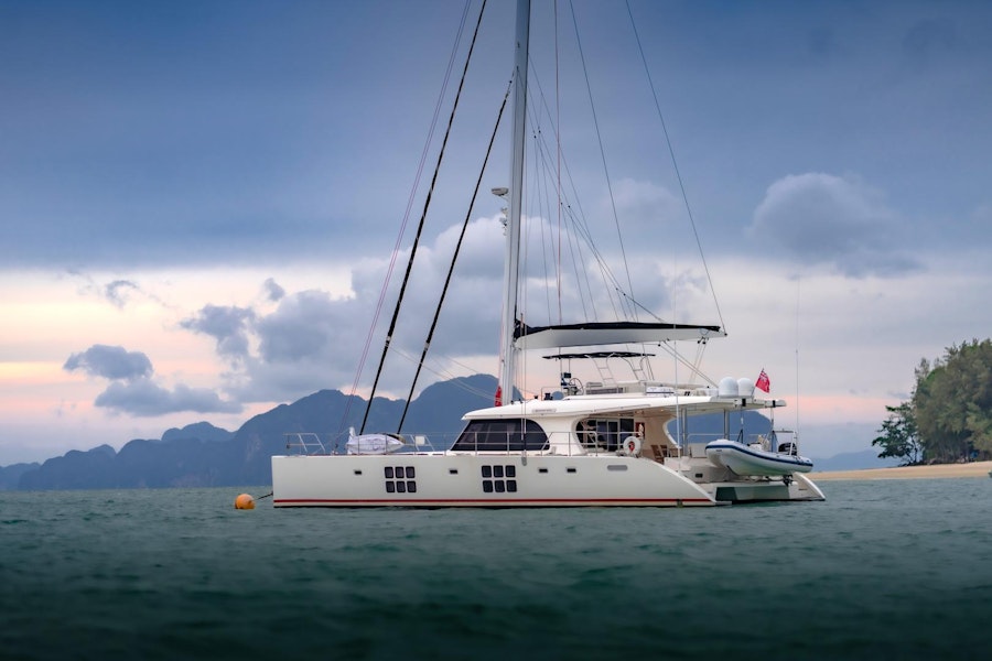Features for IN THE WIND  Private Luxury Yacht For sale