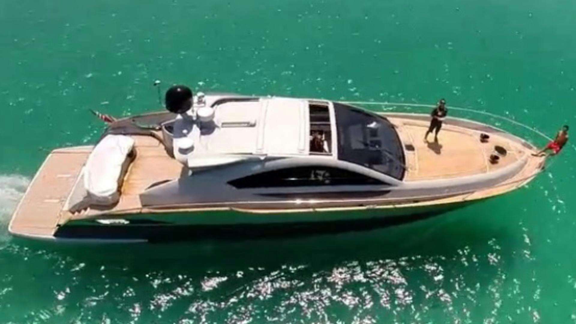 Letz go
Yacht for Sale