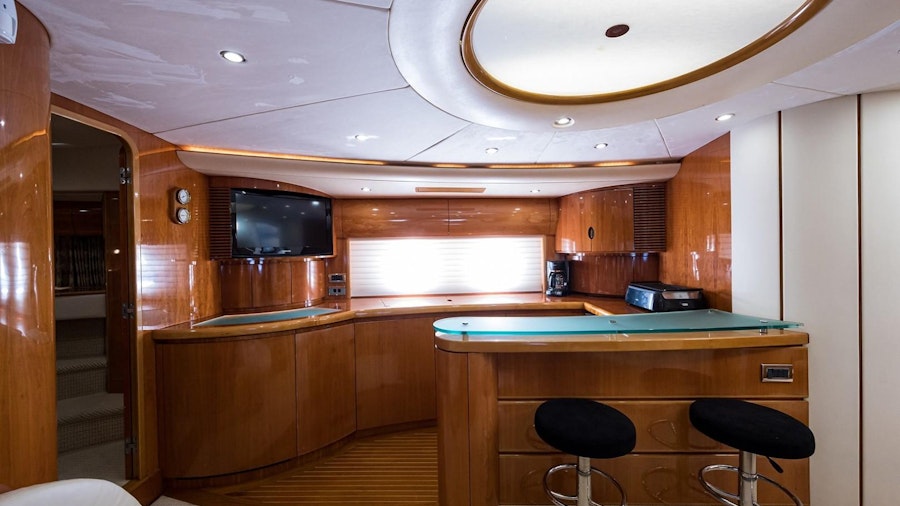 Small Change Yacht Small Change Yacht