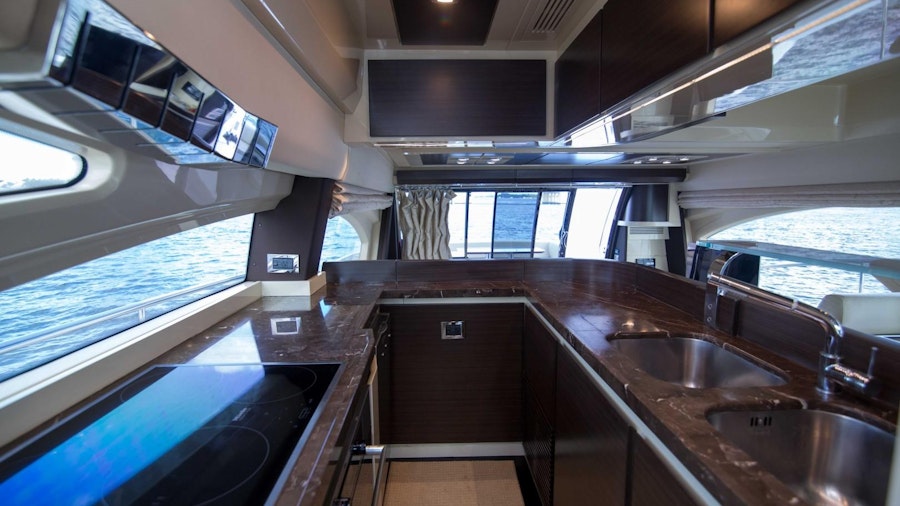 CHLOE Yacht CHLOE Yacht